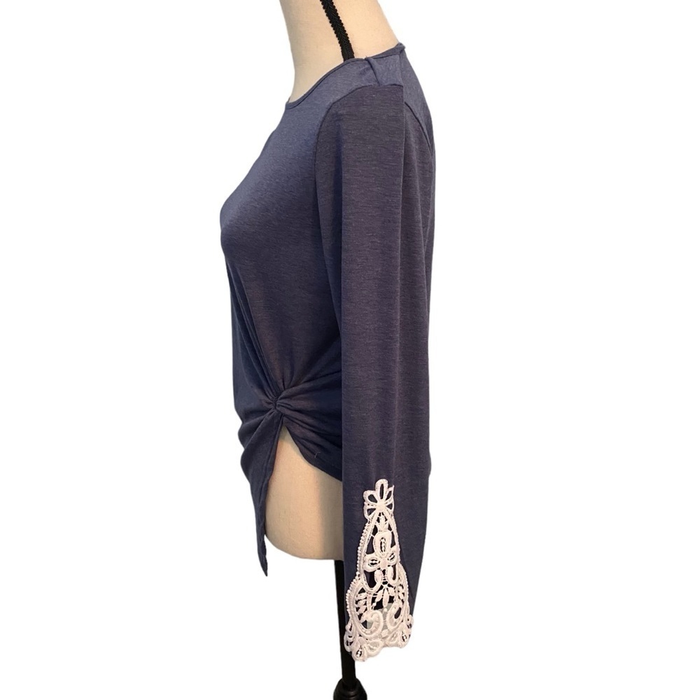 Noracora Blue Long Sleeve Side Tie Shirt Top with White Knit Sleeve Sz M - Picture 2 of 14